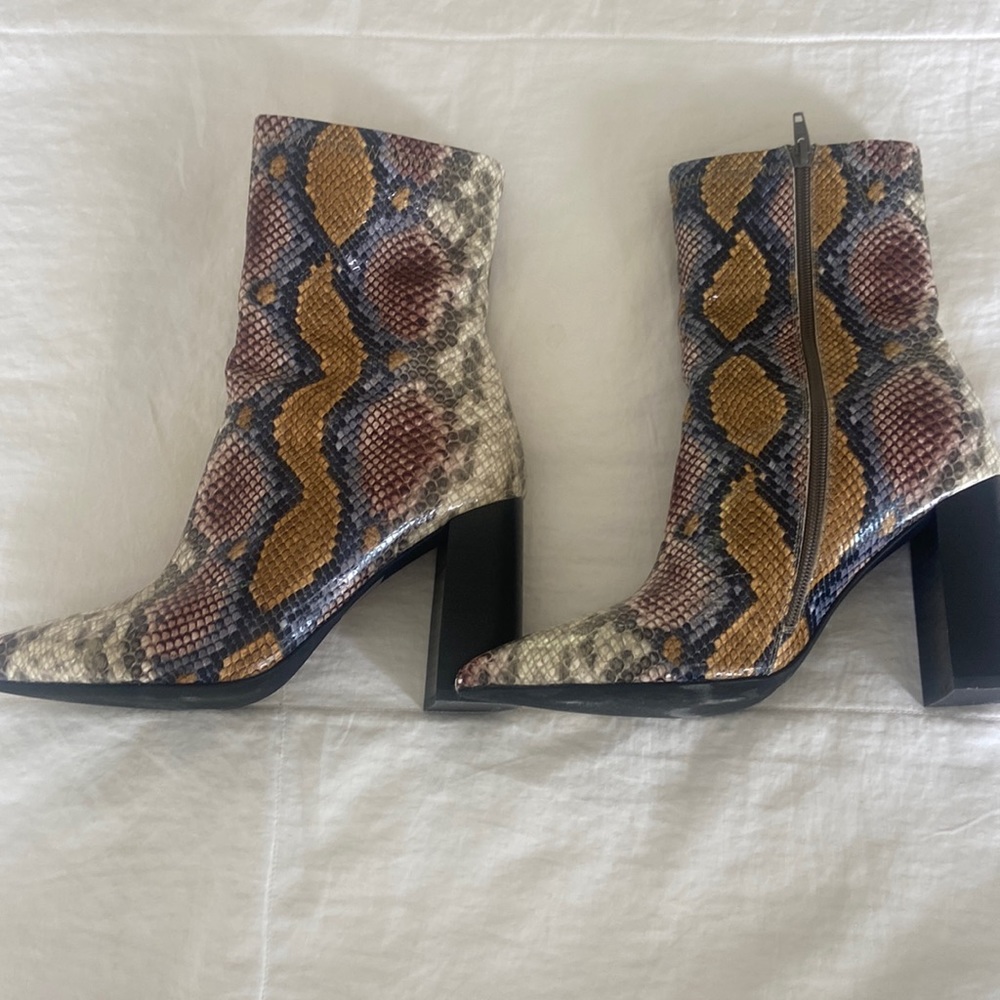 Nine West Siren boot